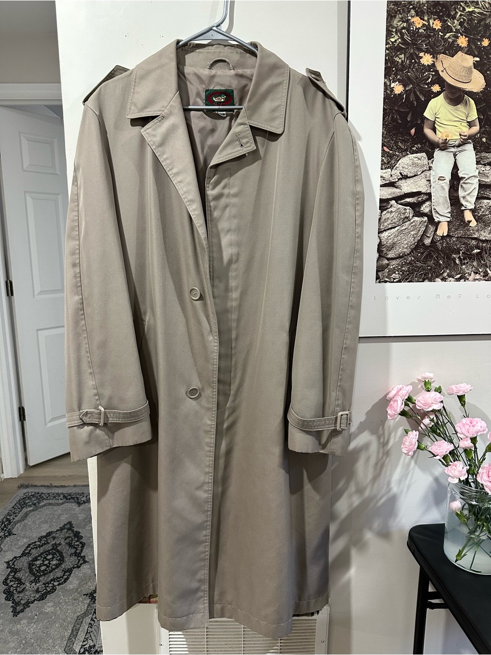 Classic Men's Taupe Trench Coat - Unbranded